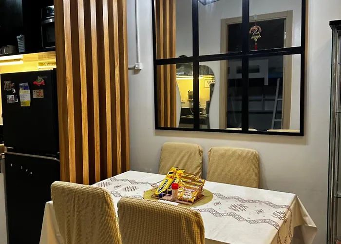 Novaliches Quezon Hide And Chill Suites, Vine Manila